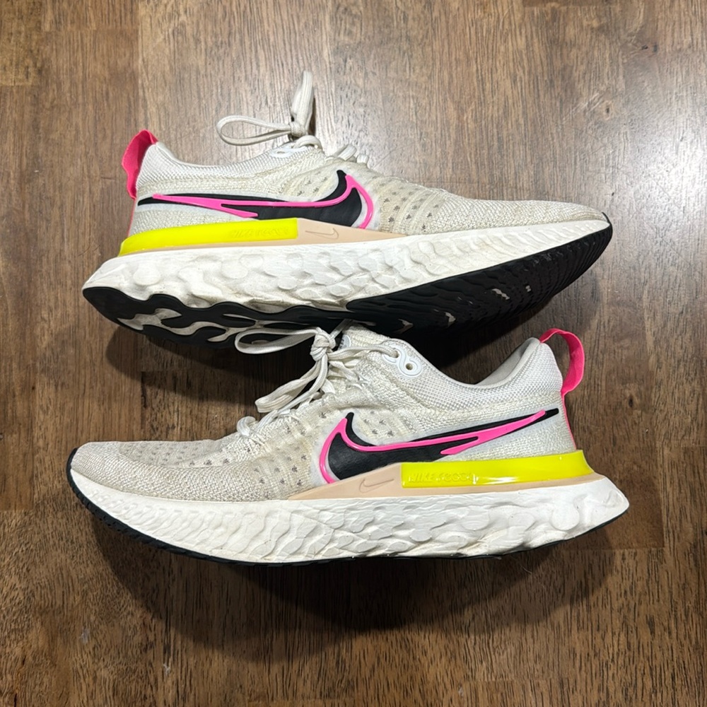 Nike React Infinity Flyknit, Size 8. Gently used.